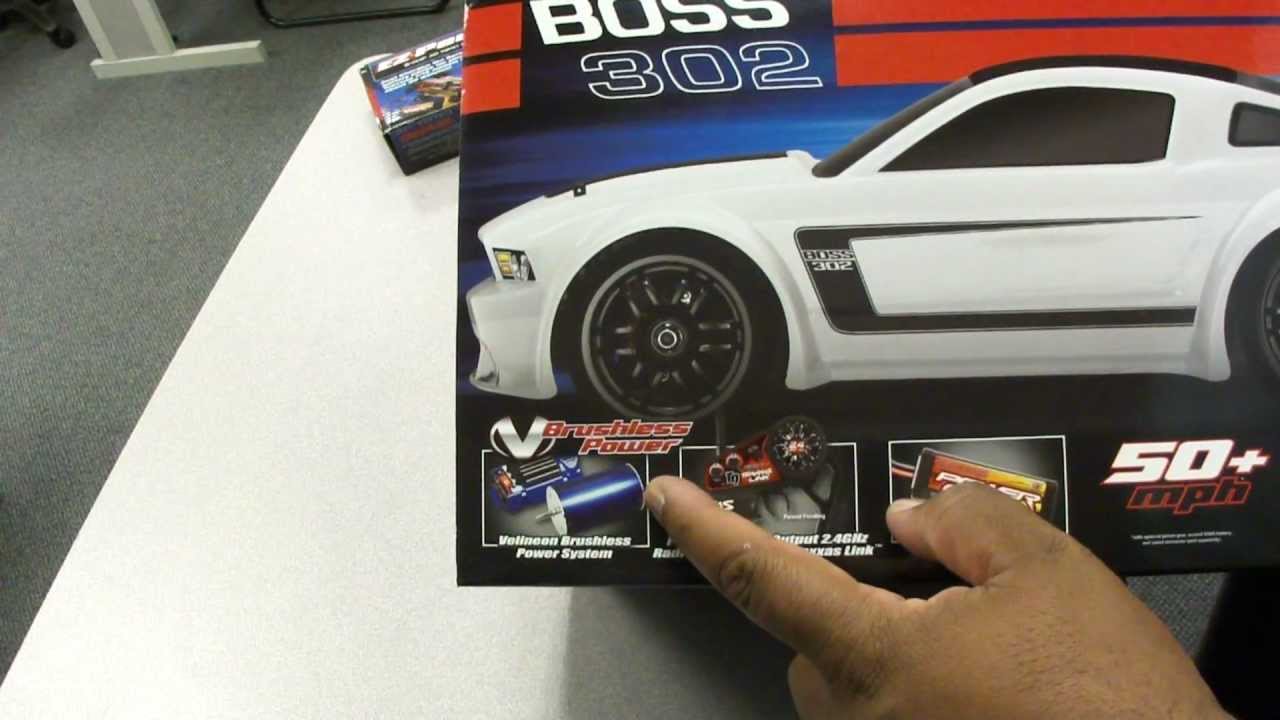 Un-boxingTraxxas 1/16 Boss 302 Ford Mustang (Brushless)