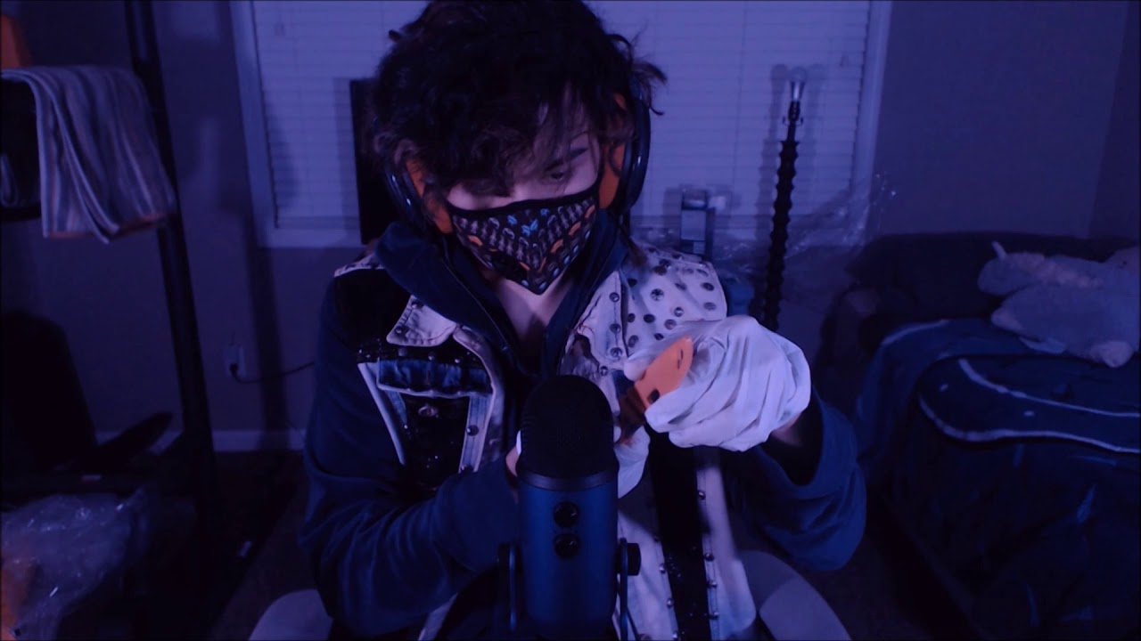 ASMR serrated knife sounds. Scraping, carving, special effects. Ear to ear. No talking