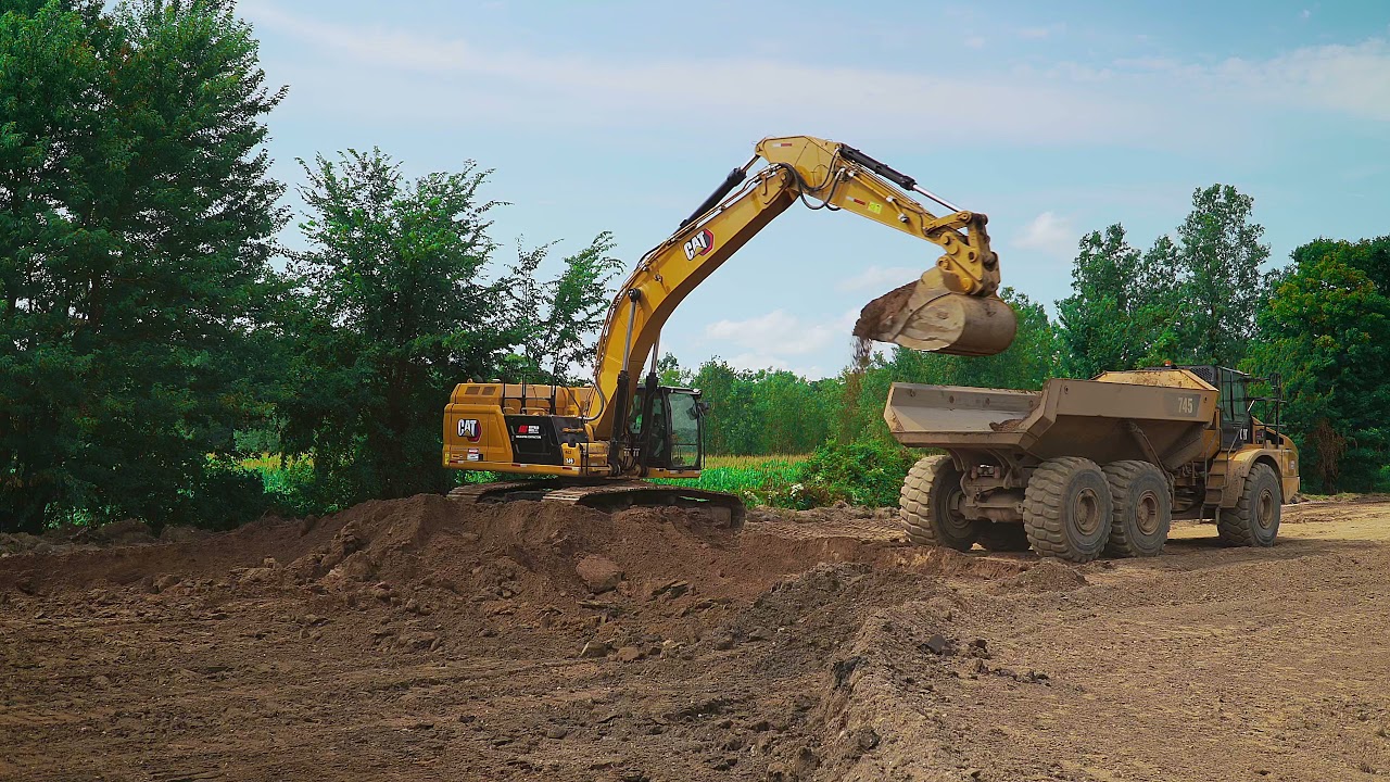 Next Gen 349 Loading Off Road Trucks