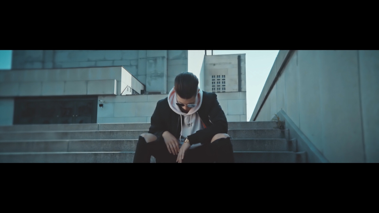 VALDO - IN&Iacute; (OFFICIAL VIDEO)