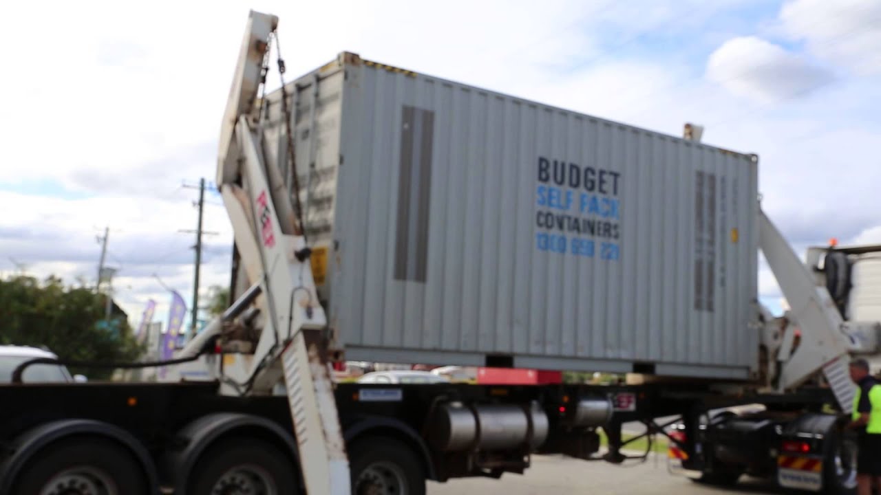 Interstate Removals - Side Loader Moving Container Unload - Perth
