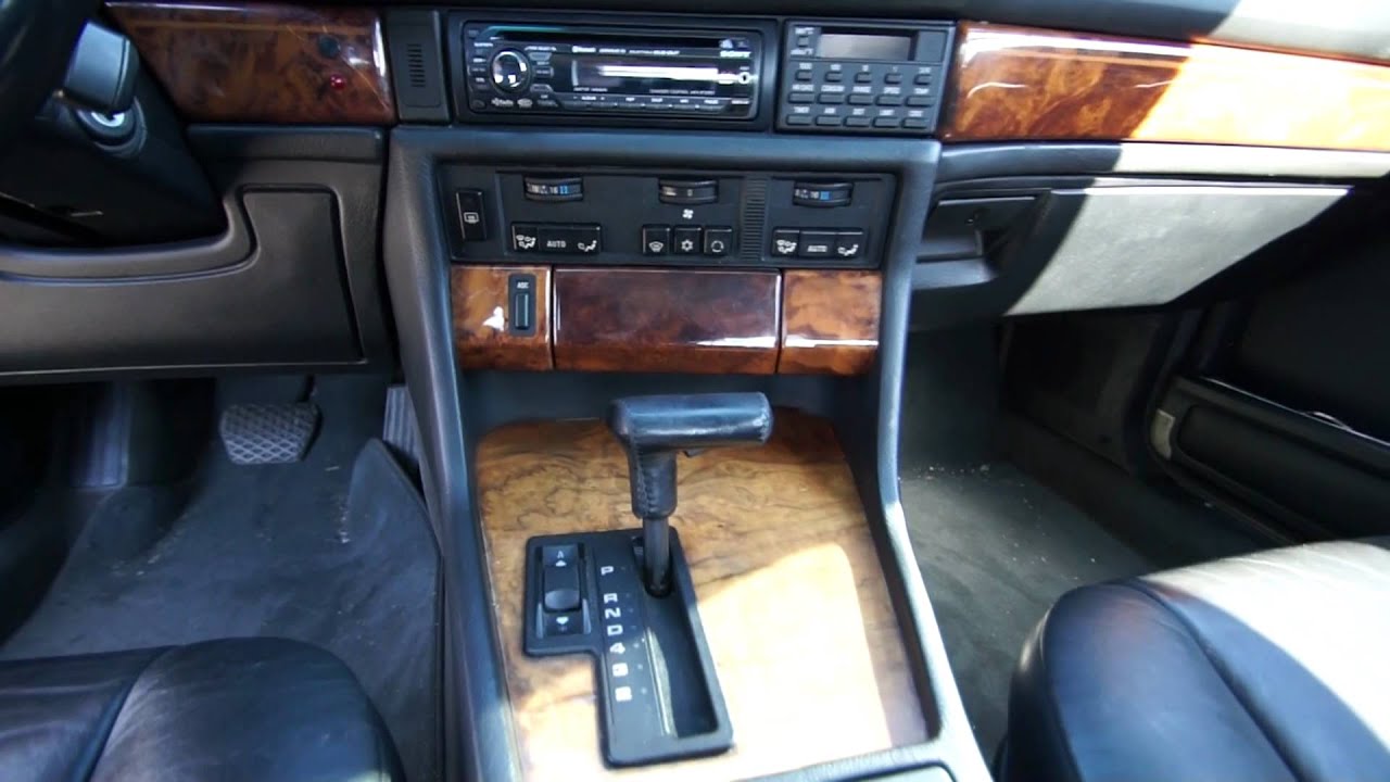 1993 BMW E32 740 iL