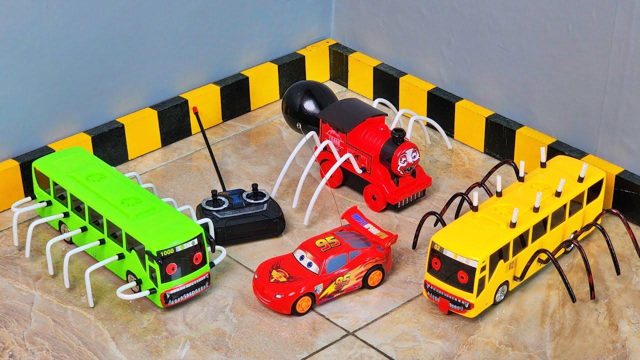 Unboxing Kereta Hantu Choo Choo Charles, Train Eater Dan RC Lightning Mcqueen