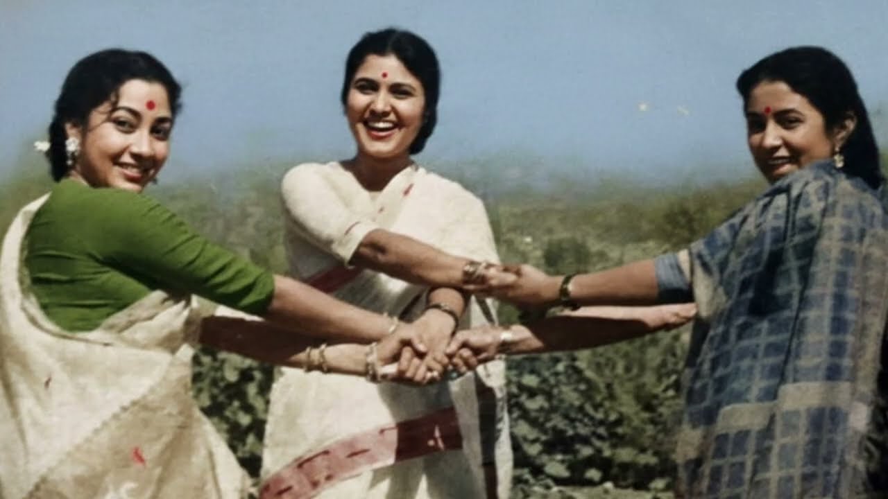 बॉलीवुड ओल्ड एक्टर की Rare तस्वीर जो कलर में दिखाई है।