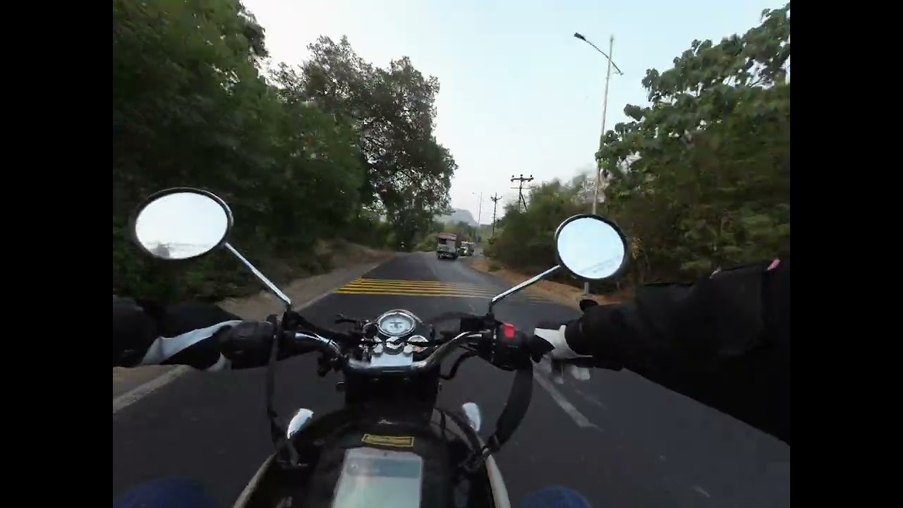 RIDING towards pune Classic 500 EFI stock soundRoyalEnfield, #RE #madelikeagungoeslikeabullet 