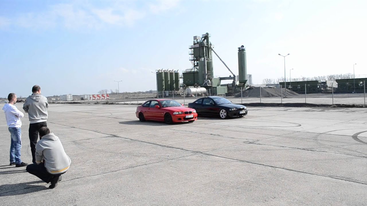 BMW E46 323 vs 328
