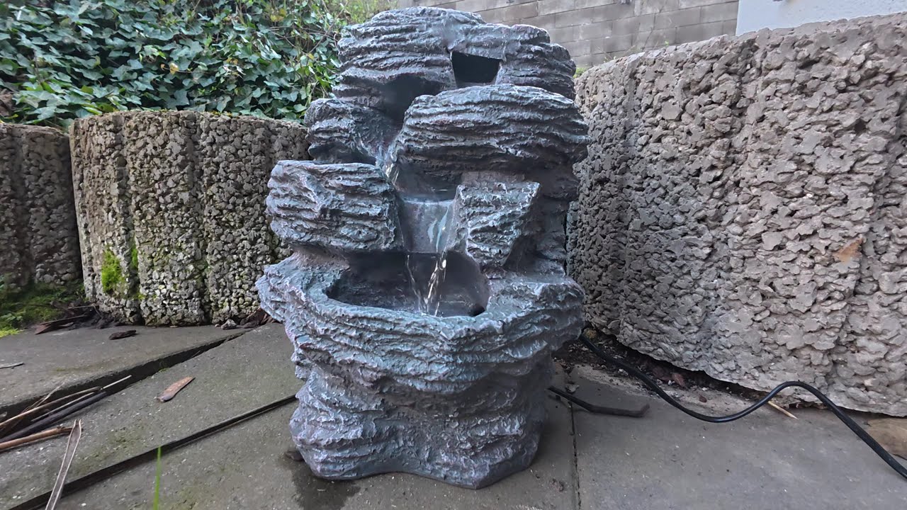 Stone Fountain Ambience & Water Sounds ASMR🇩🇪