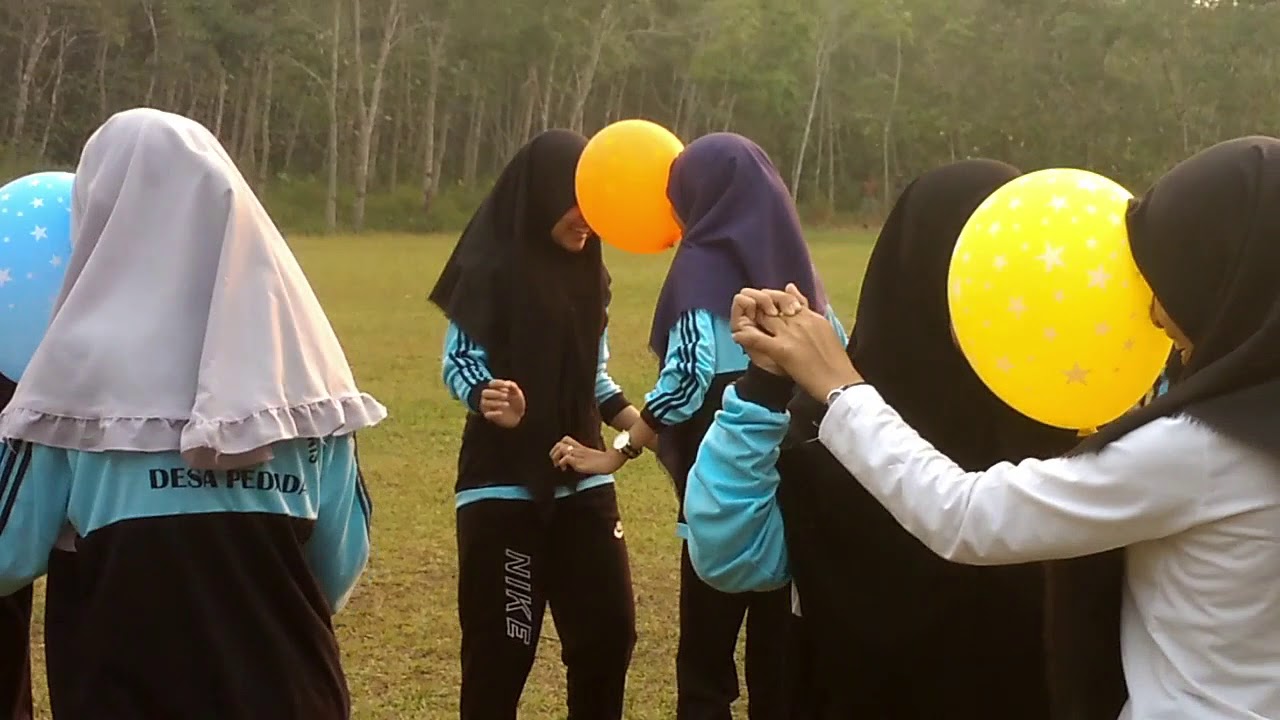 Lomba 17an balon dangdut goyang lagi syantik