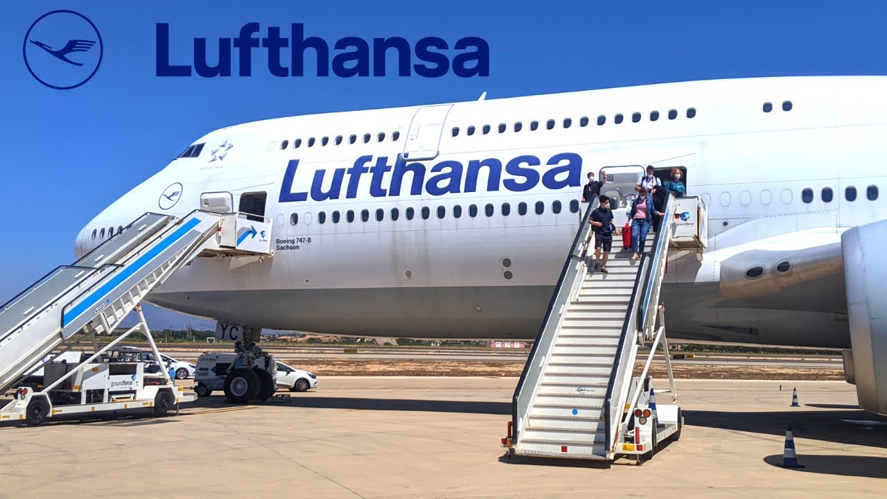 LUFTHANSA BOEING 747-8 (Премиум-эконом) Франкфурт - Пальма-де-Майорка