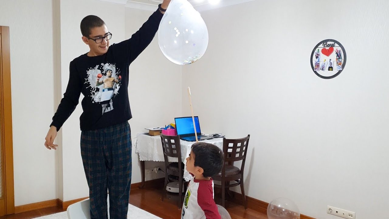 Berat Pinyata Balonları Patlattı Görevleri Yerine Getirdi