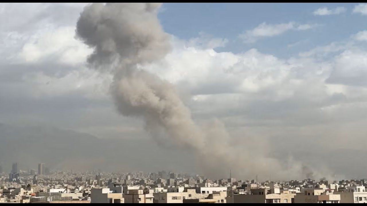 هدف الضربات الأميركية الإسرائيلية على إيران