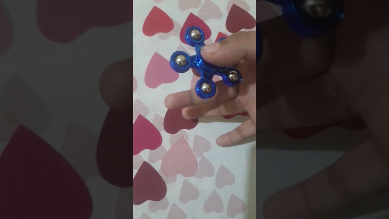 how to spin a fidget spinner like a Pro
