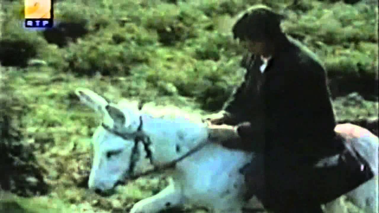 John Williams conducts Far & away (1992)