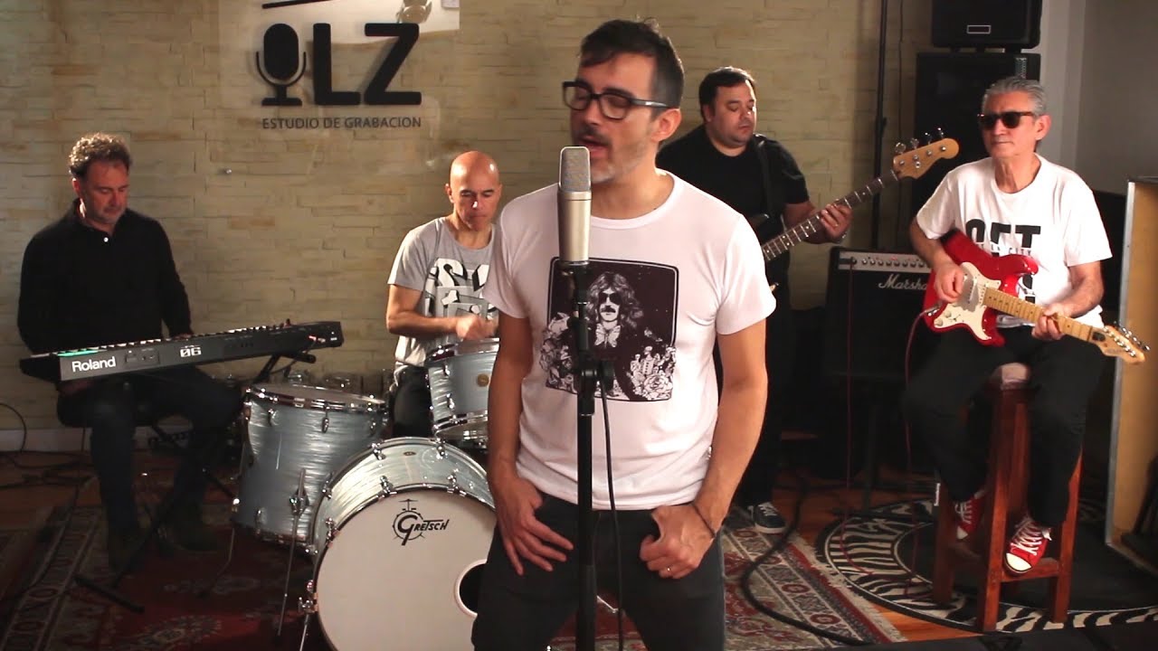 PROMESAS SOBRE EL BIDET (cover)  XQSÍ