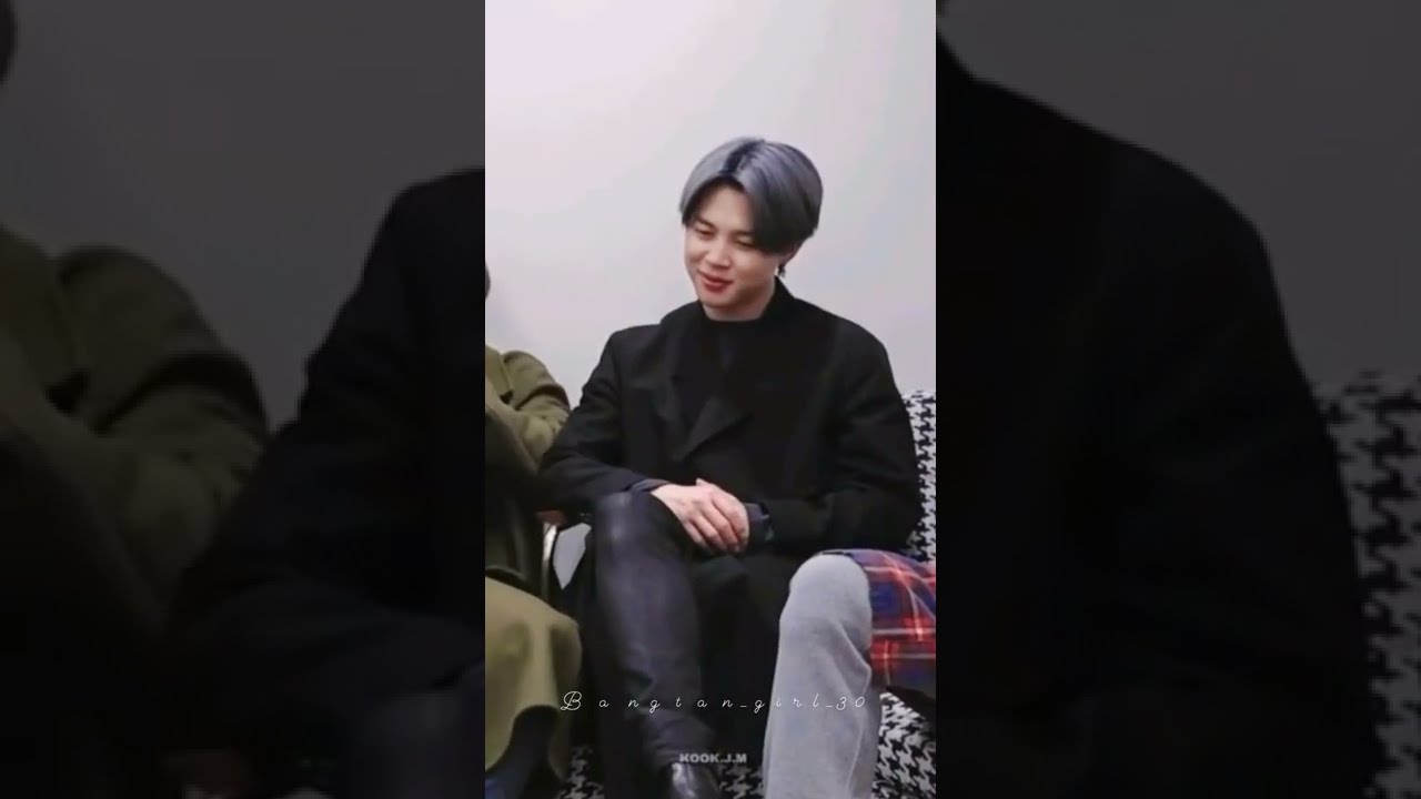 Jimin reaction to his old video clip 🤭😳🔥💜( 