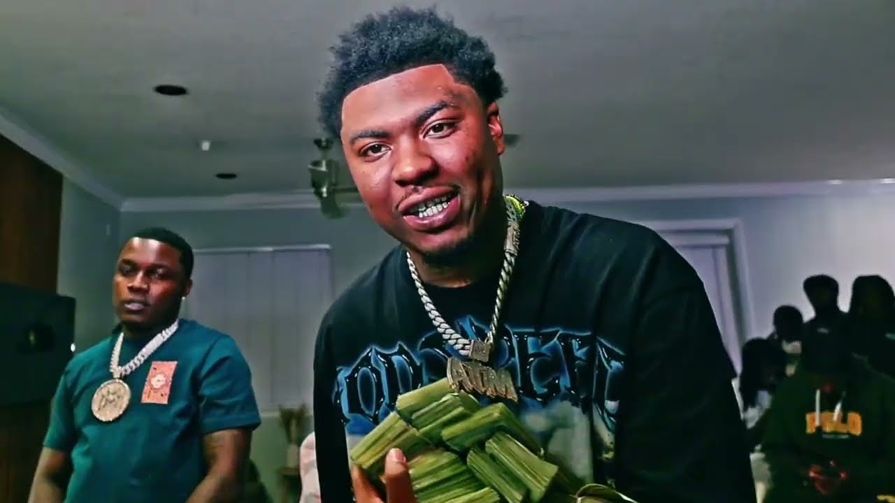 ATM Tana ft Montana 700 - Muscle up ( Official Video )
