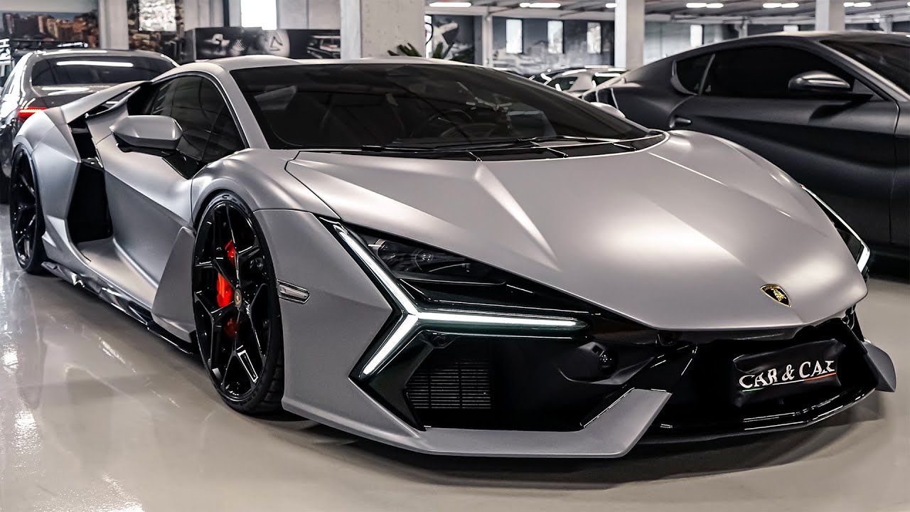 NEW 2025 Lamborghini Revuelto - Interior and Exterior Walkaround