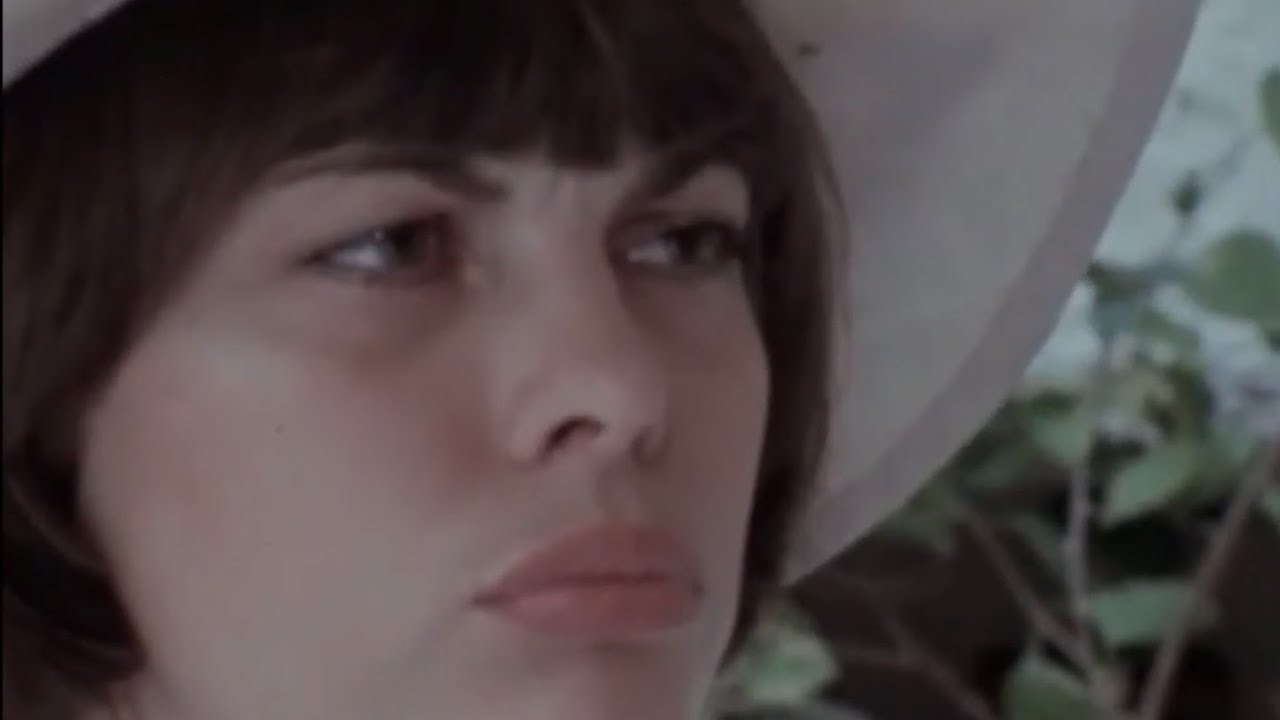 RARE reportage | MIREILLE MATHIEU | 1973
