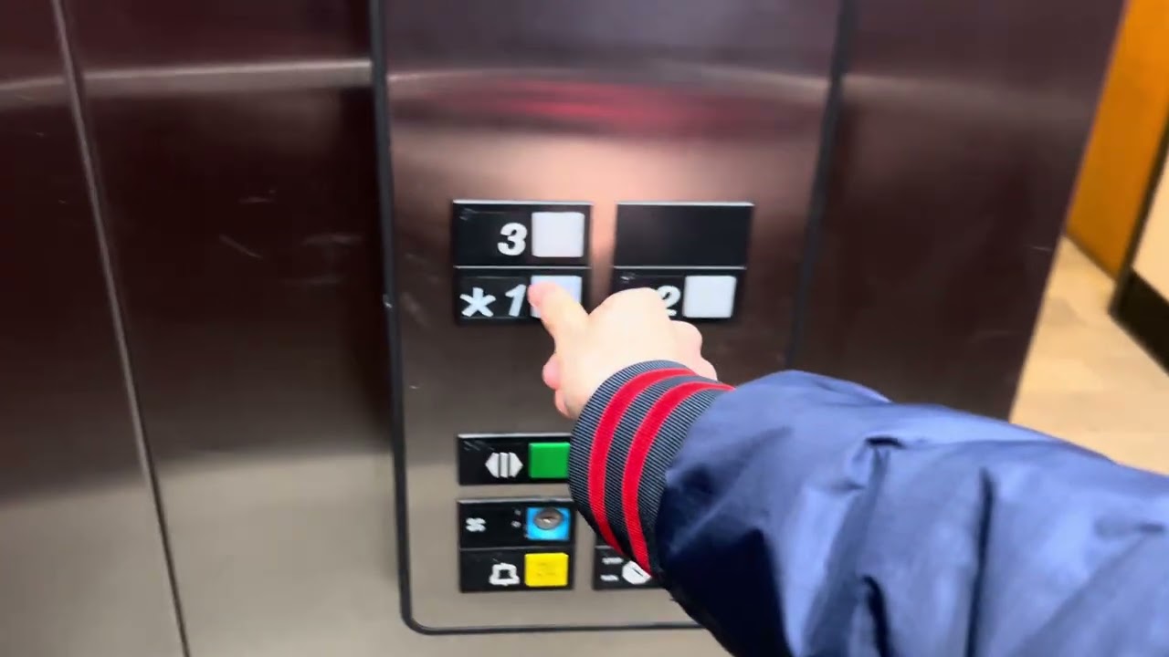 OTIS Hydraulic Elevator (Older Series 1 Fixtures) in Lafayette, CA