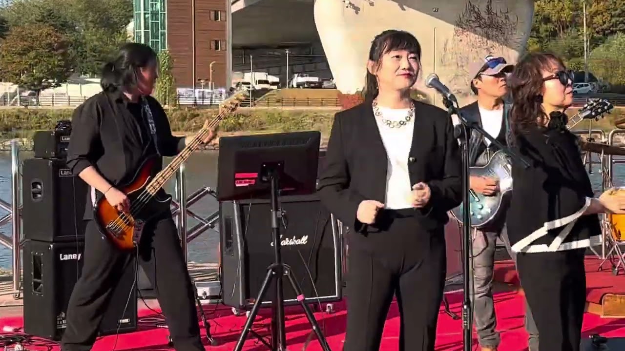 레인드랍스 아라뱃길 버스킹( 나어떡해)