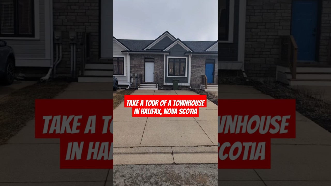 Halifax Realtor Cheryl Cook walks you through a beautiful, compact townhouse in Brunello Estates.