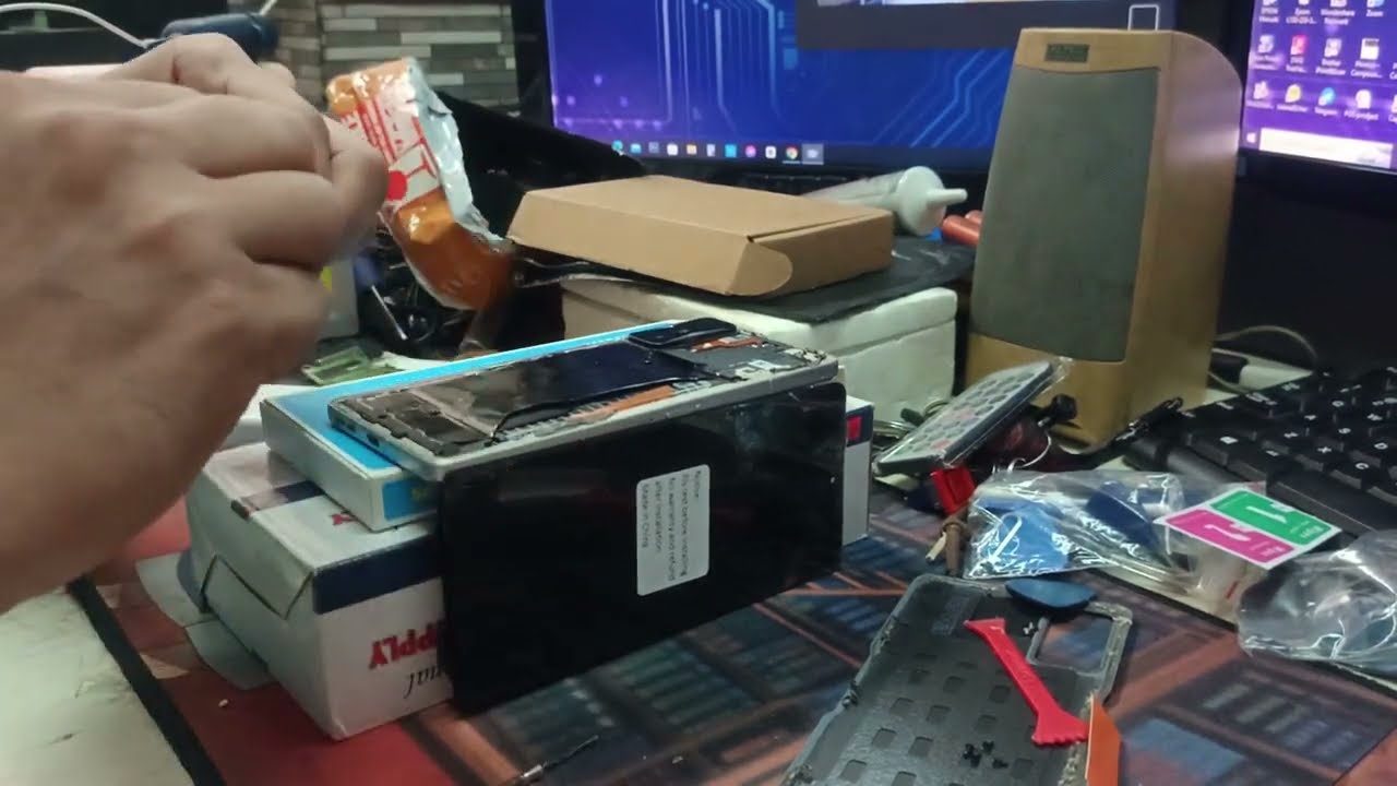 LCD Screen replacement XIAOMI Poco f4 GT