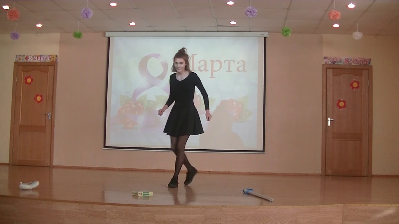 8 марта. Сценка 