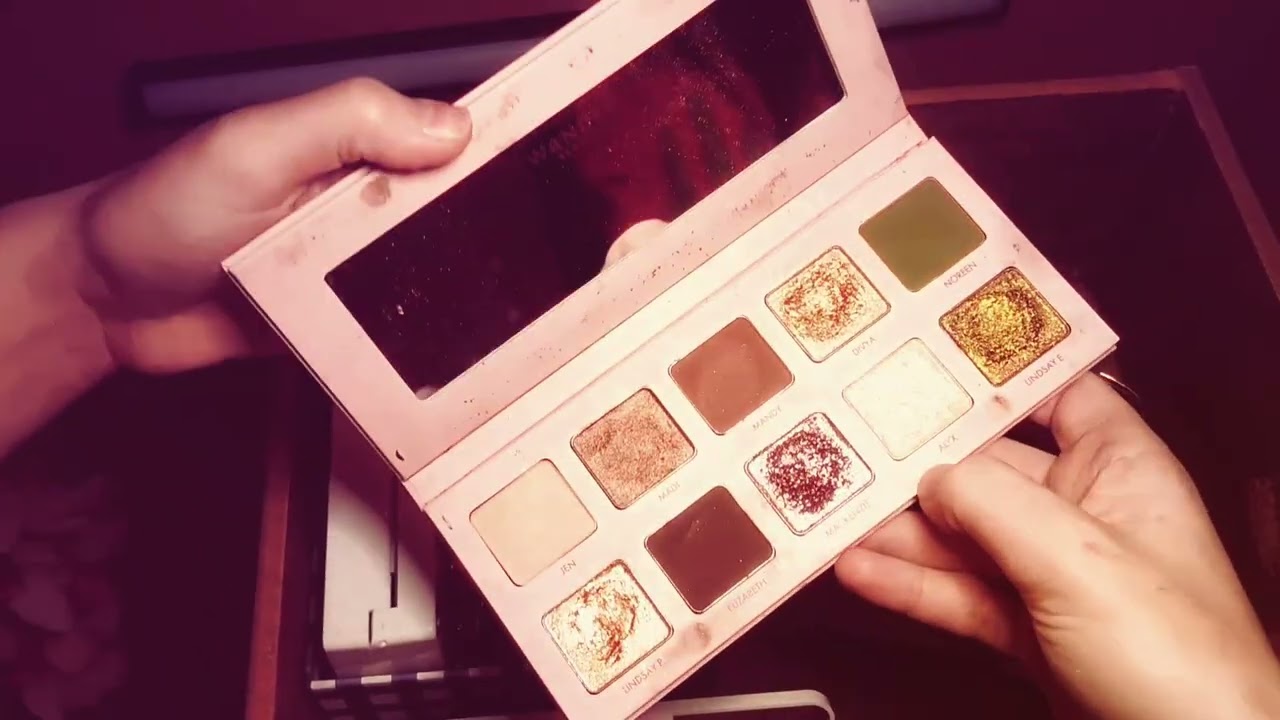 Makeup Declutter part 2 (Eyeshadow Palettes)