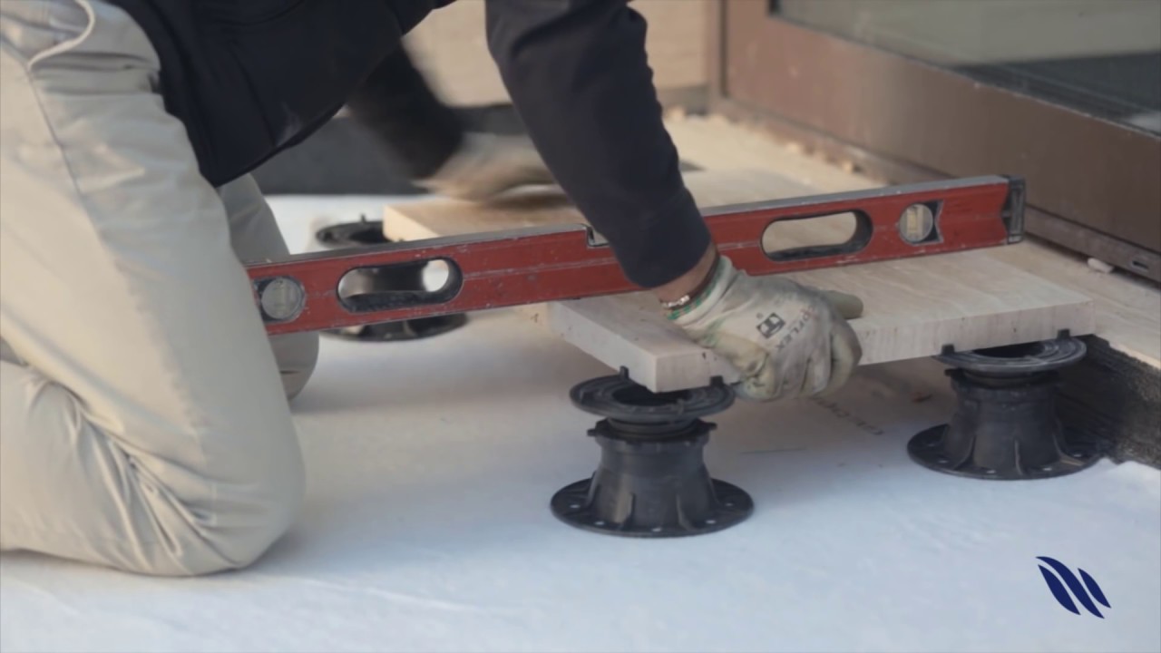 Instalación de Plots PEYGRAN      [ Soportes para Pavimento Elevado ]
