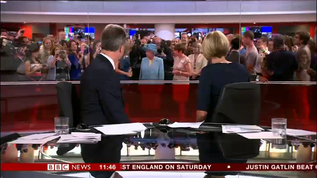 Queen photobombs BBC News