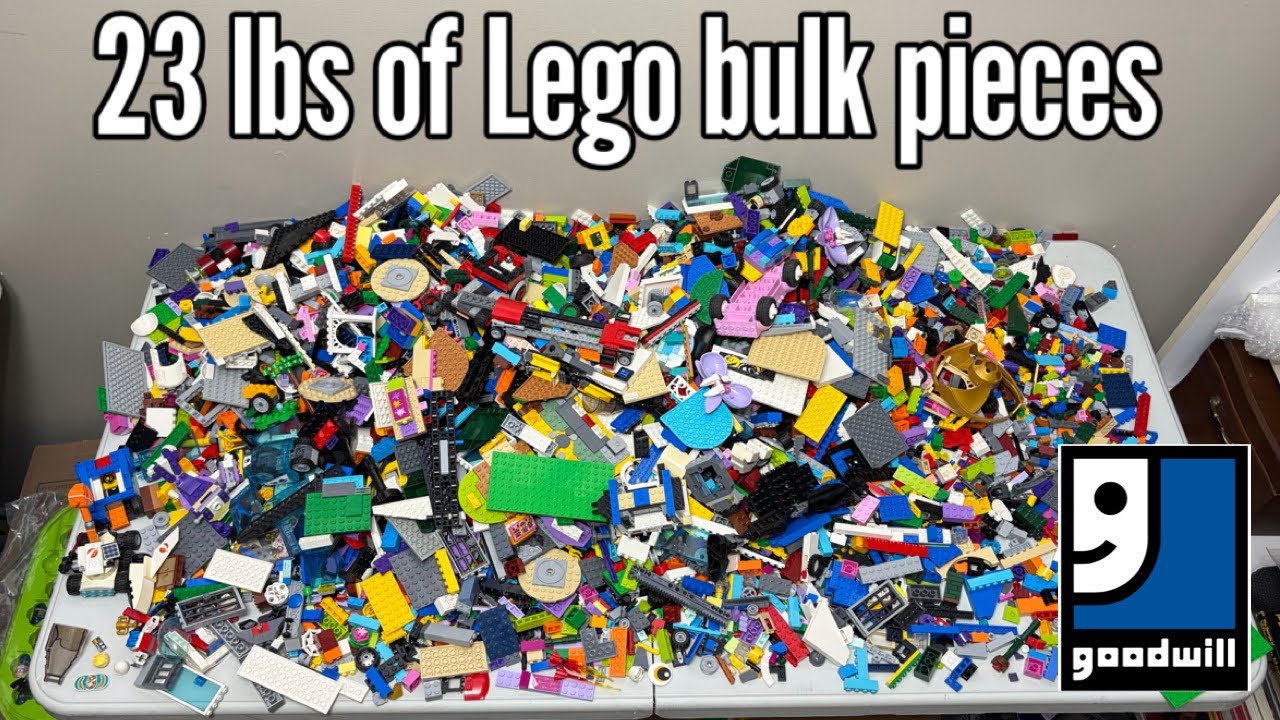 Unboxing 23 lbs of Lego bulk pieces from Goodwill