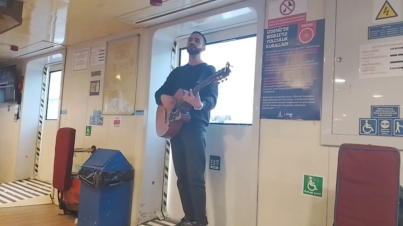 Vapurda Müzik Keyfi ##vapur #izmir #müzik 