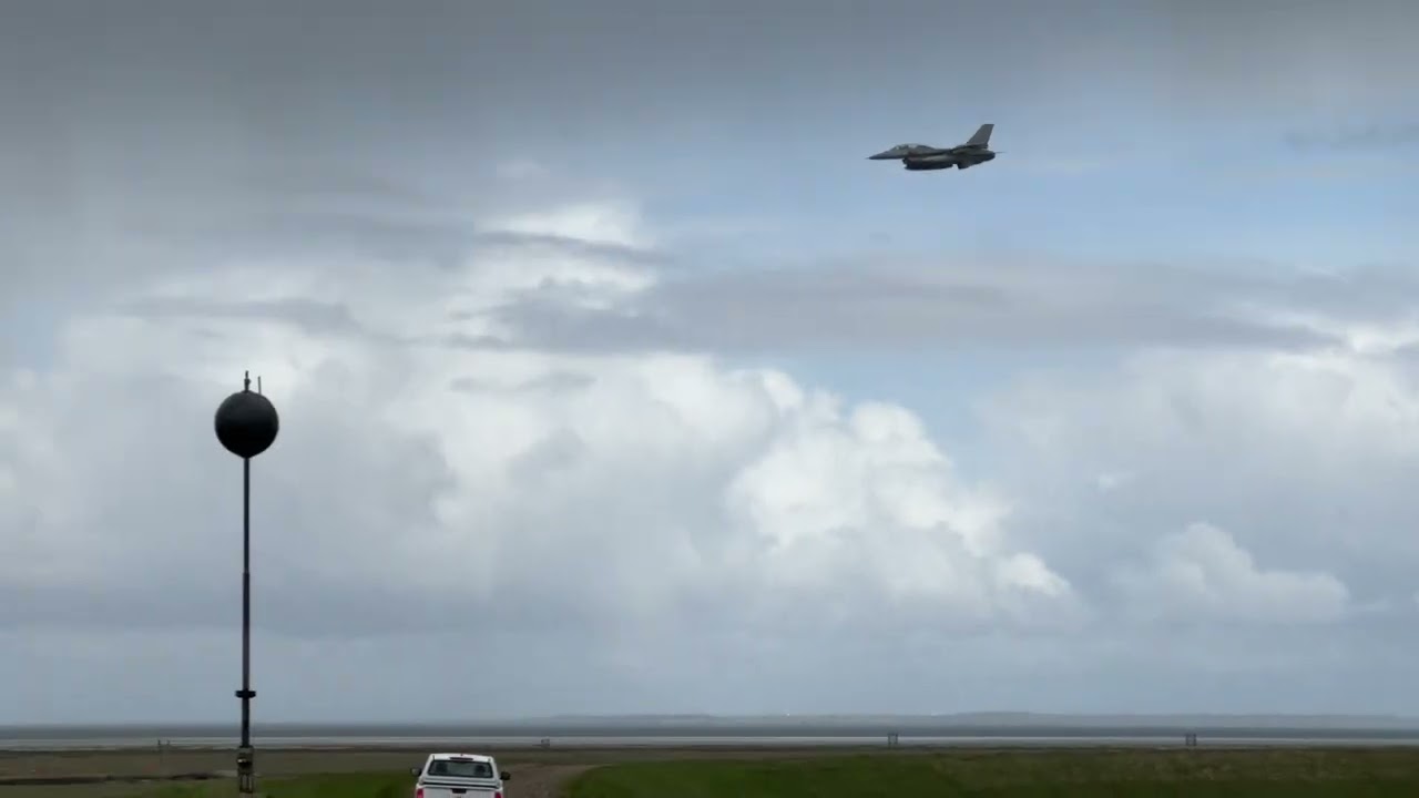 F-16 strafe runs Rømø april 2024
