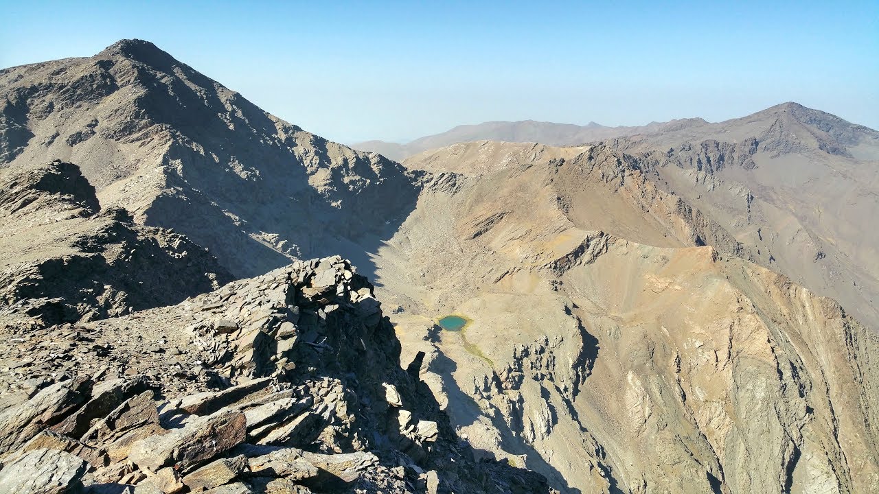 Ruta Mulhacén y Alcazaba desde Capileira por Siete Lagunas