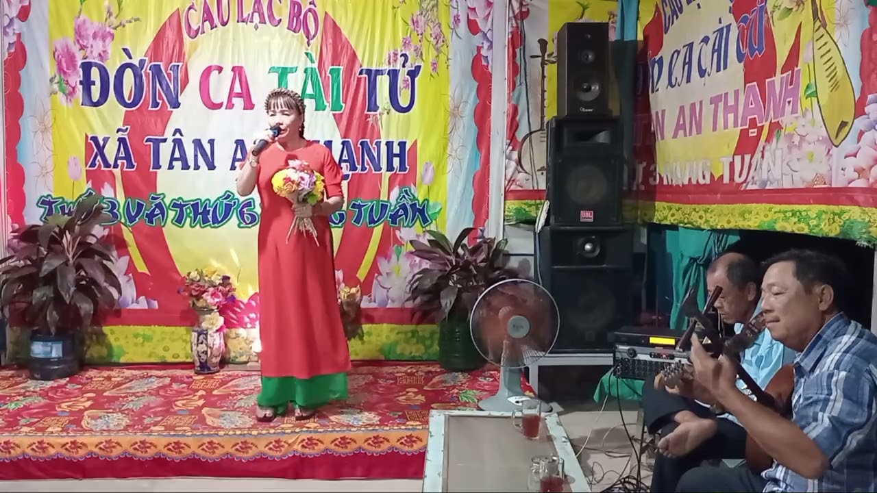 VC Cung đàn mùa xuân. Trình bày: kim Thủy. 