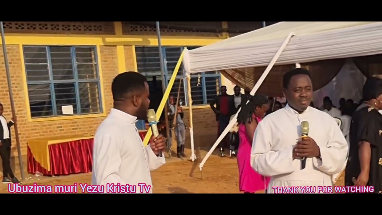ABAPADIRI 2 BIVUGIYE INKA MU BIRORI BYA MISA Y'UMUGANURA I RWAZA,ABKRISTU BIFUZA GUTANGA INDI