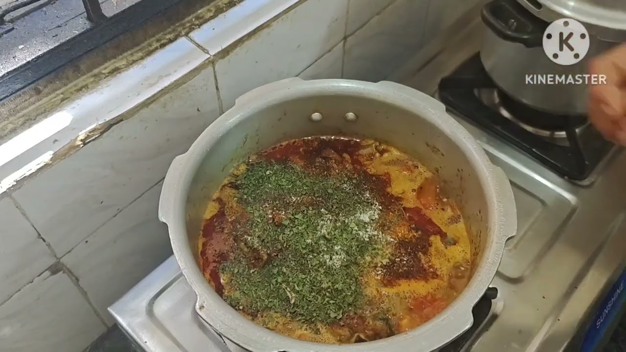 #mutton paya curry maa athamma style really so yummy family 😋😋#treadingvideo #