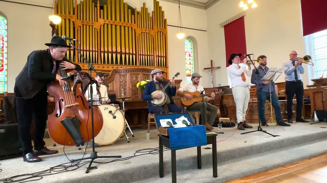 Roses of Picardy performed by Trudgeon's Trad Jazz Troubadours, Bude Jazz Festival 2024