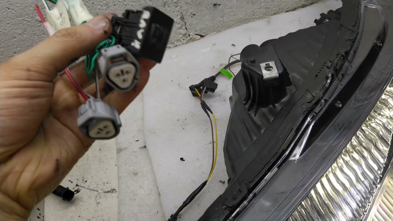 Honda city com projetor BI led 4300k e regulagem eletrica de altura