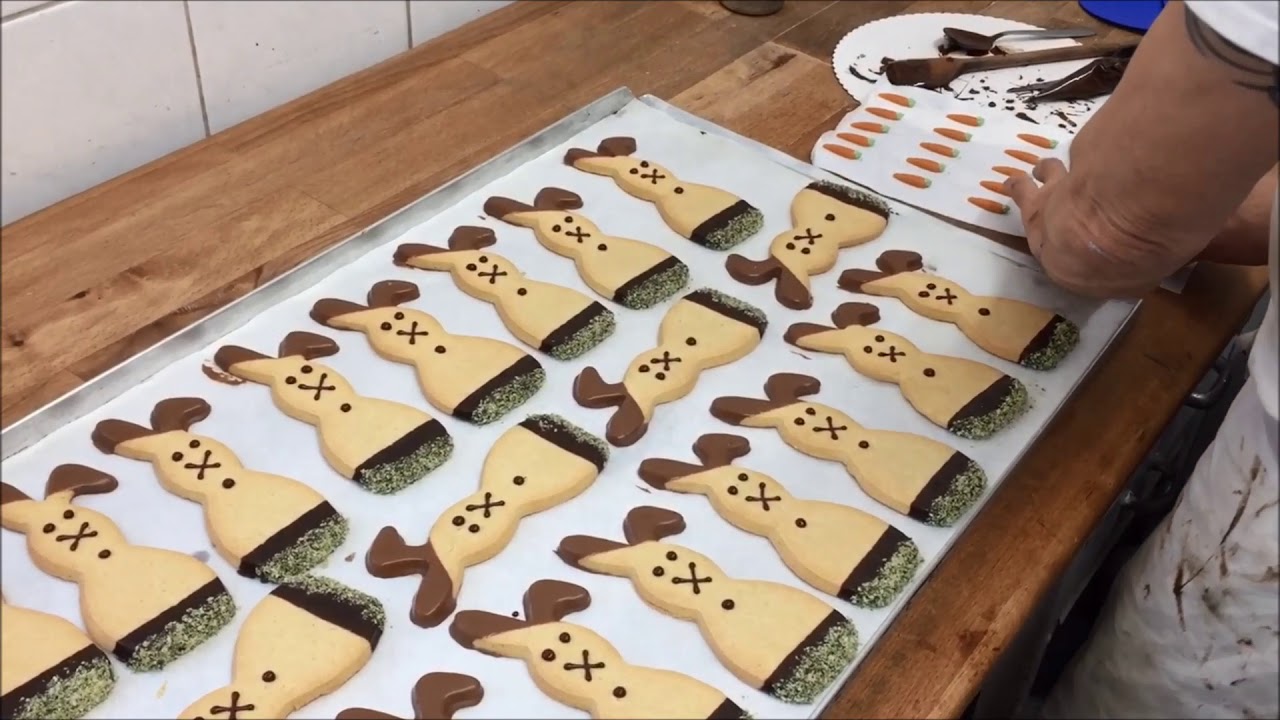Osterhasen Kekse Rezept - Einblick in unsere Backstube