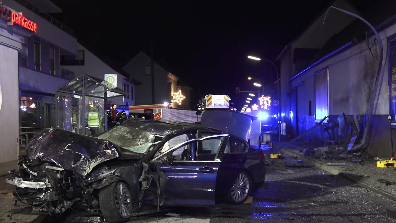 14-Jähriger an Bushaltestelle von PKW erfasst - verstorben in Niederkassel-Mondorf 30.12.23 + O-Ton