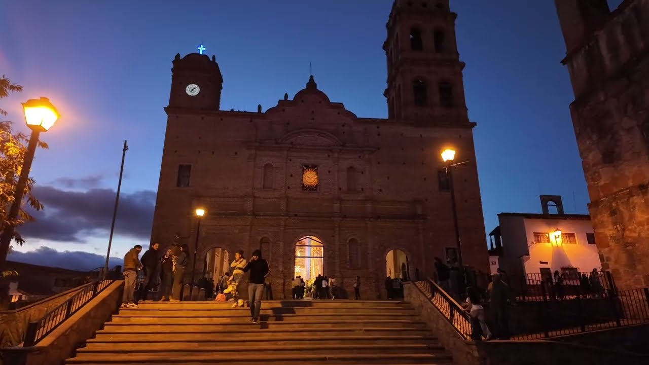 TAPALPA de Noche: El Pueblo Mágico más acogedor de Jalisco