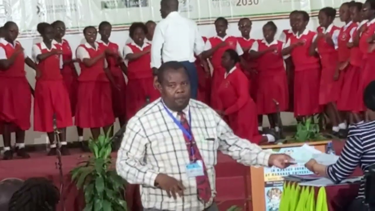 Loreto Limuru Girls Performing Zilizopendwa 