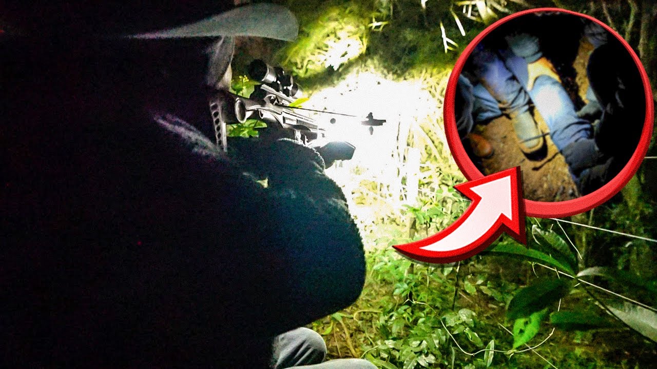 ME CAMUFLEI NA FLORESTA E ACERTEI O INVASOR COM A CROSSBOW