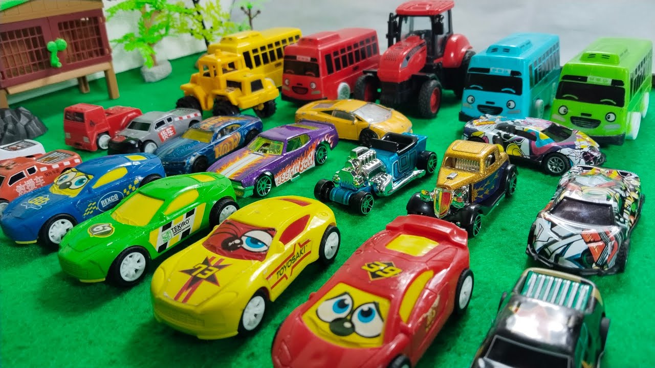 Disney Pixar Cars Toys, Lightning McQueen, Tow Mater, Doc Hudson, Carrera, hotwheel, mini tractor