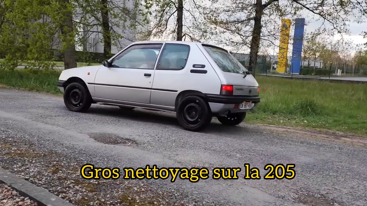 Je refais le dessous de la caisse à neuf. Peugeot 205