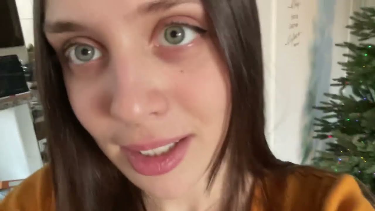 ASMR LOFI/ Up close, tapping, fabric scratching, clicky nail sounds, visuals, mouth sounds, random
