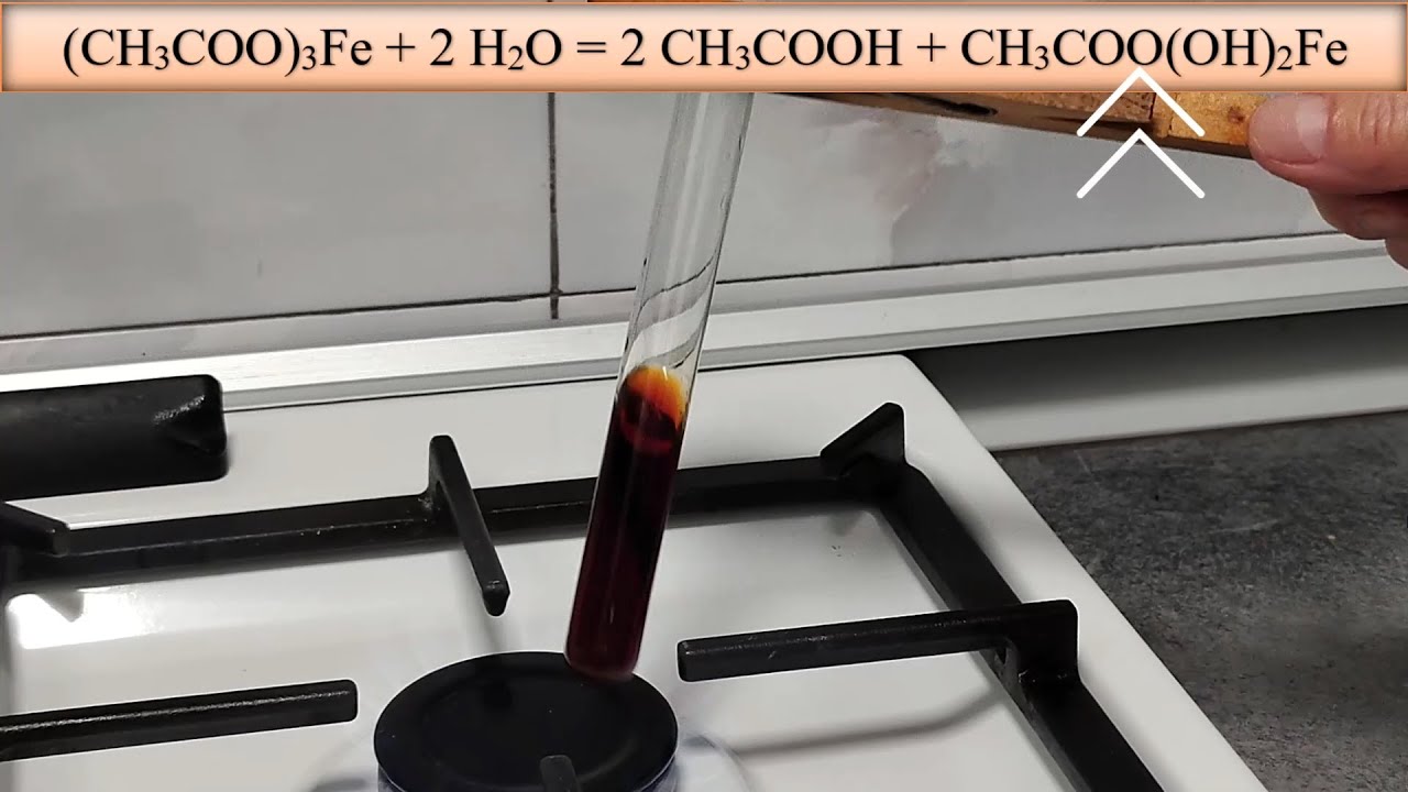 Identificarea anionului acetat cu clorura de fier III