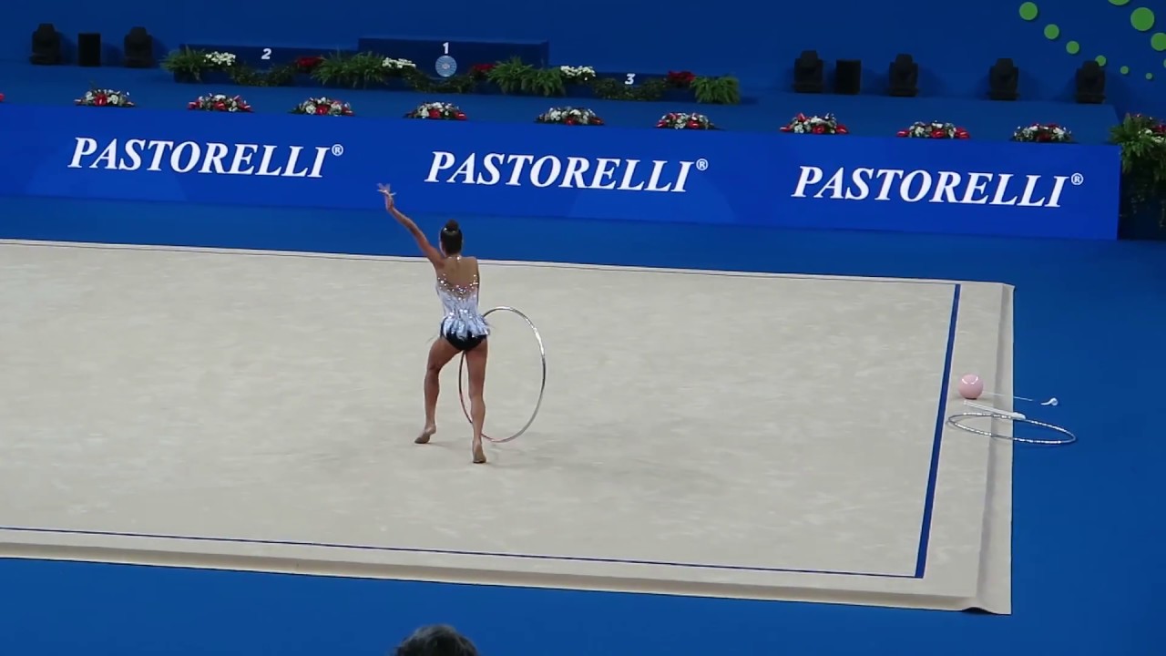 Dina Averina - Hoop - Pesaro 2017 - HD