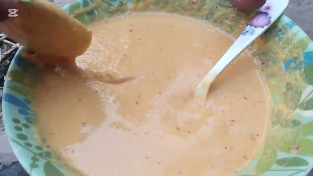 বেগুনের চপ বানে  খেলাম 